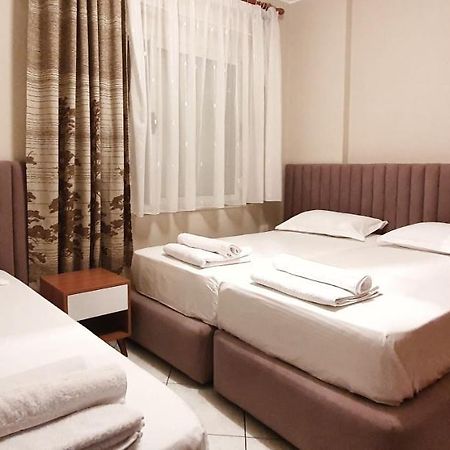 Numa Apartament فلورا المظهر الخارجي الصورة